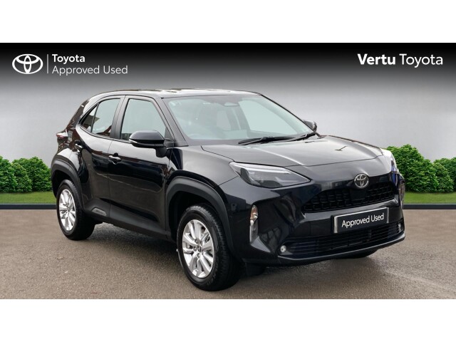 Main listing image - Toyota Yaris Cross