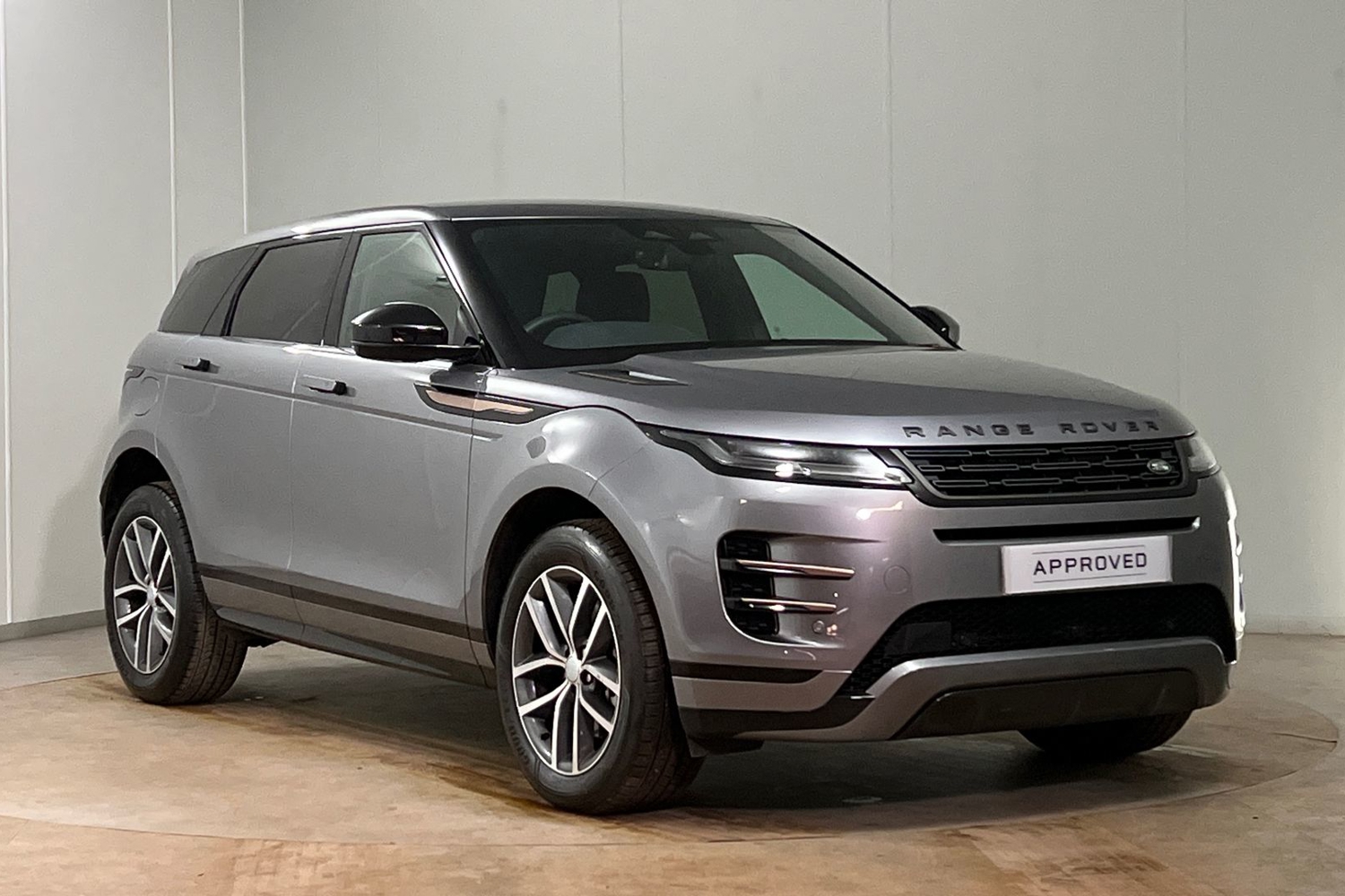 Main listing image - Land Rover Range Rover Evoque