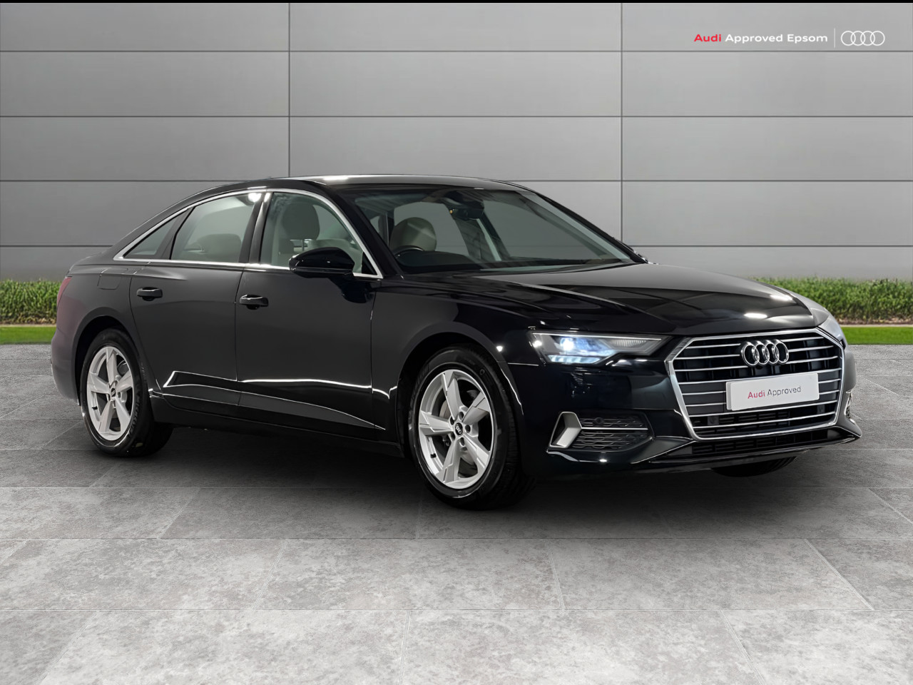 Main listing image - Audi A6