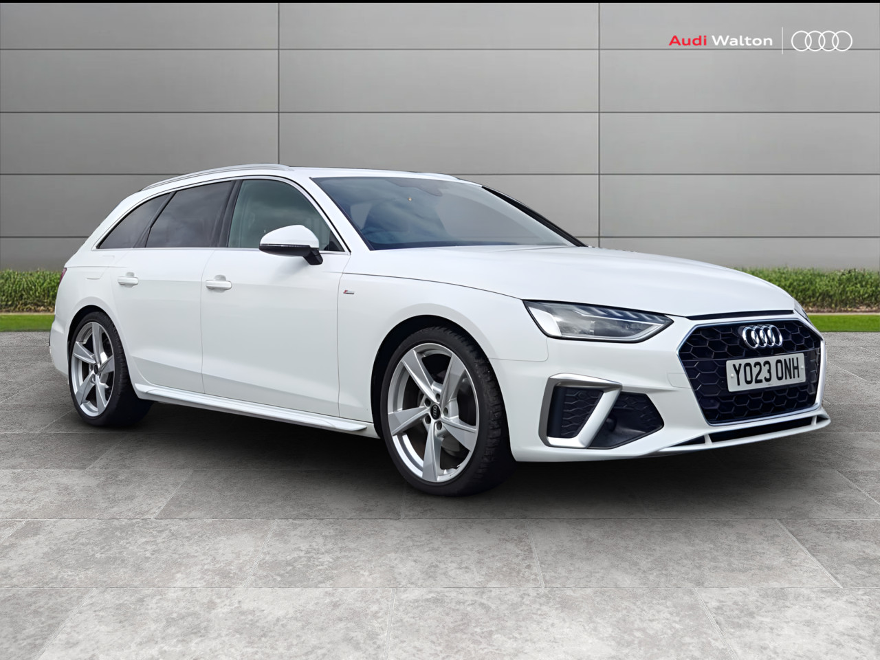 Main listing image - Audi A4 Avant