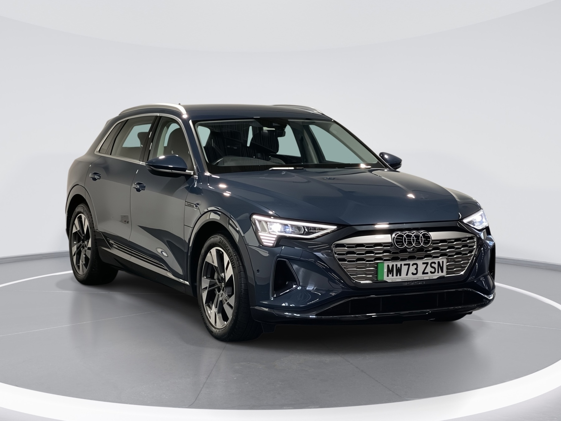 Main listing image - Audi Q8 e-tron