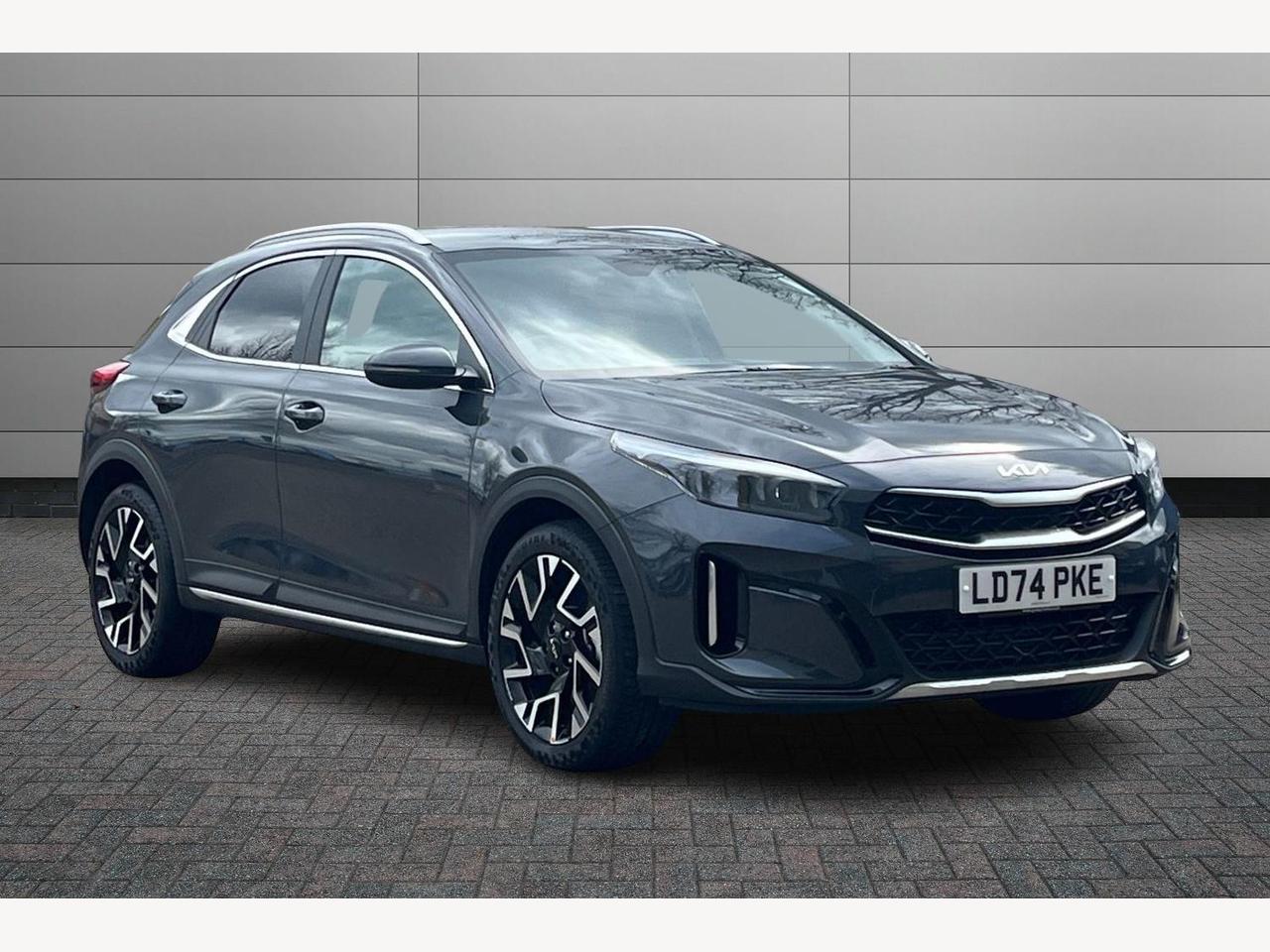 Main listing image - Kia XCeed