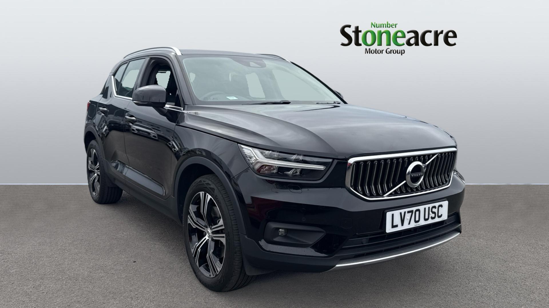 Main listing image - Volvo XC40
