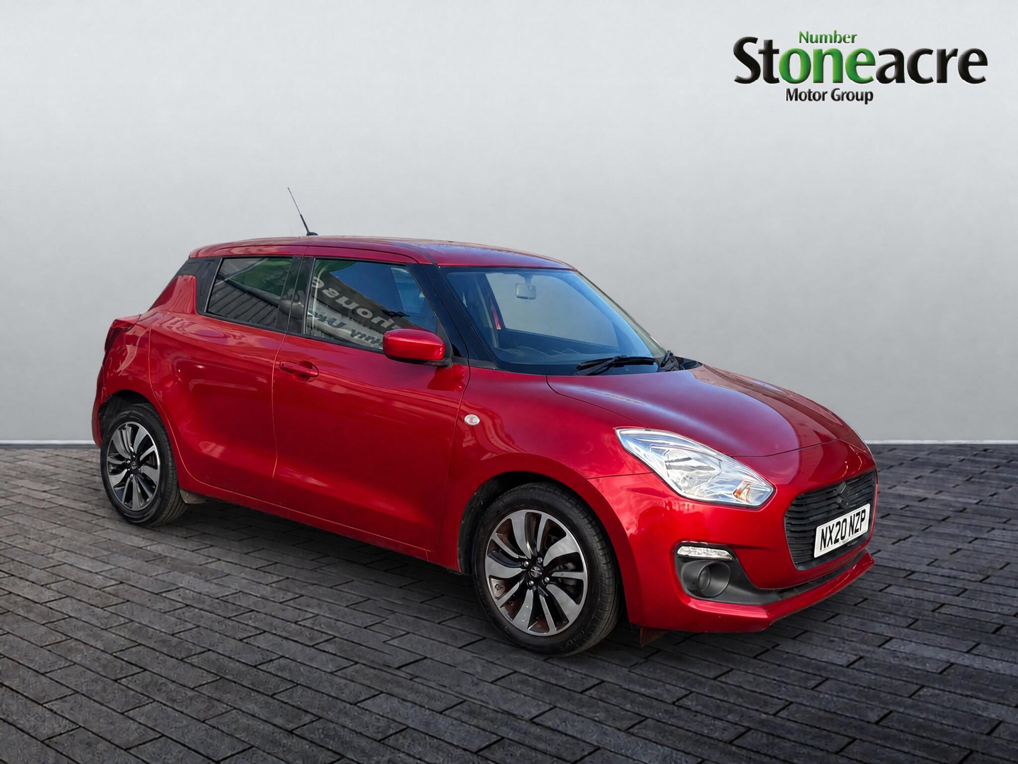 Main listing image - Suzuki Swift