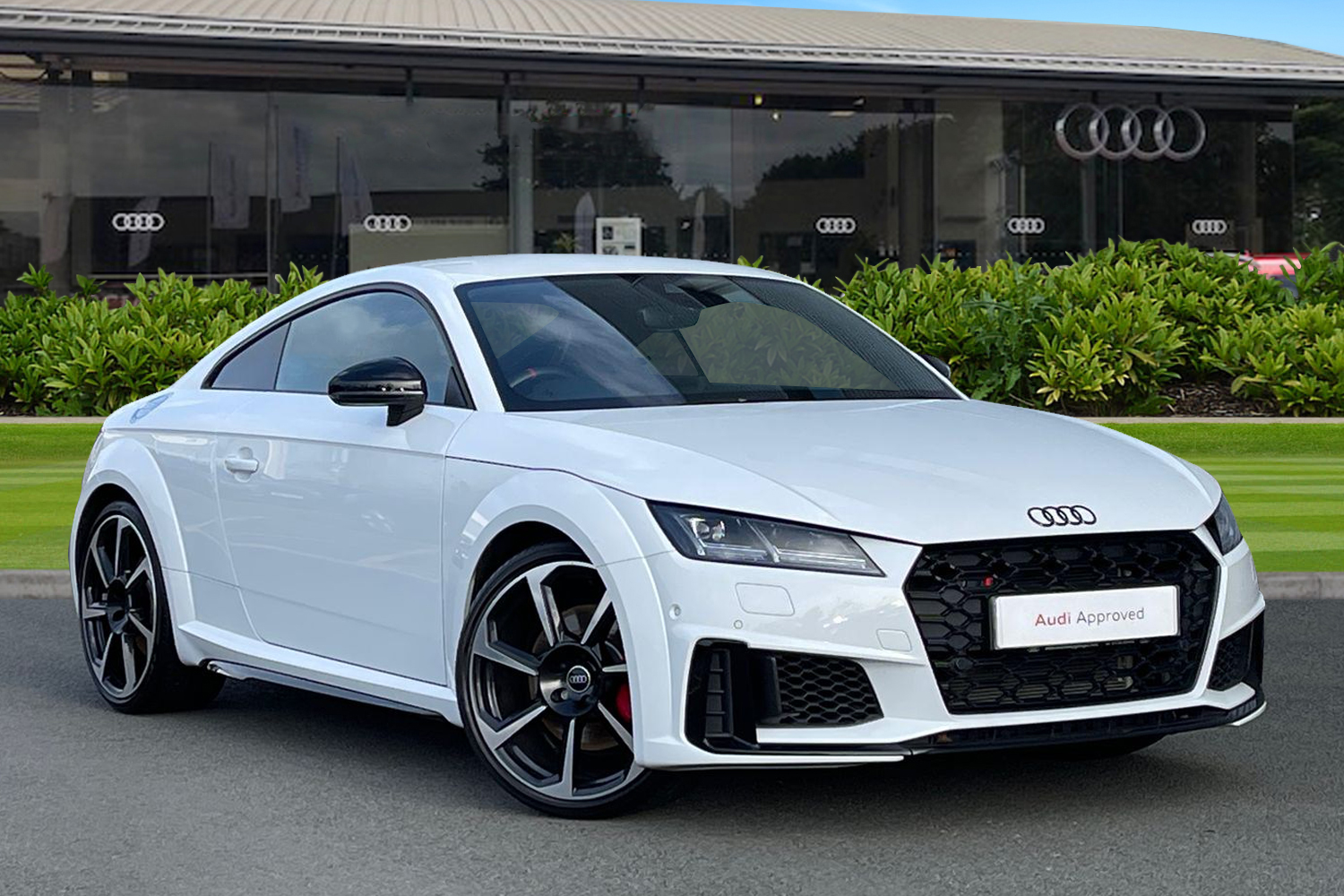 Main listing image - Audi TT S