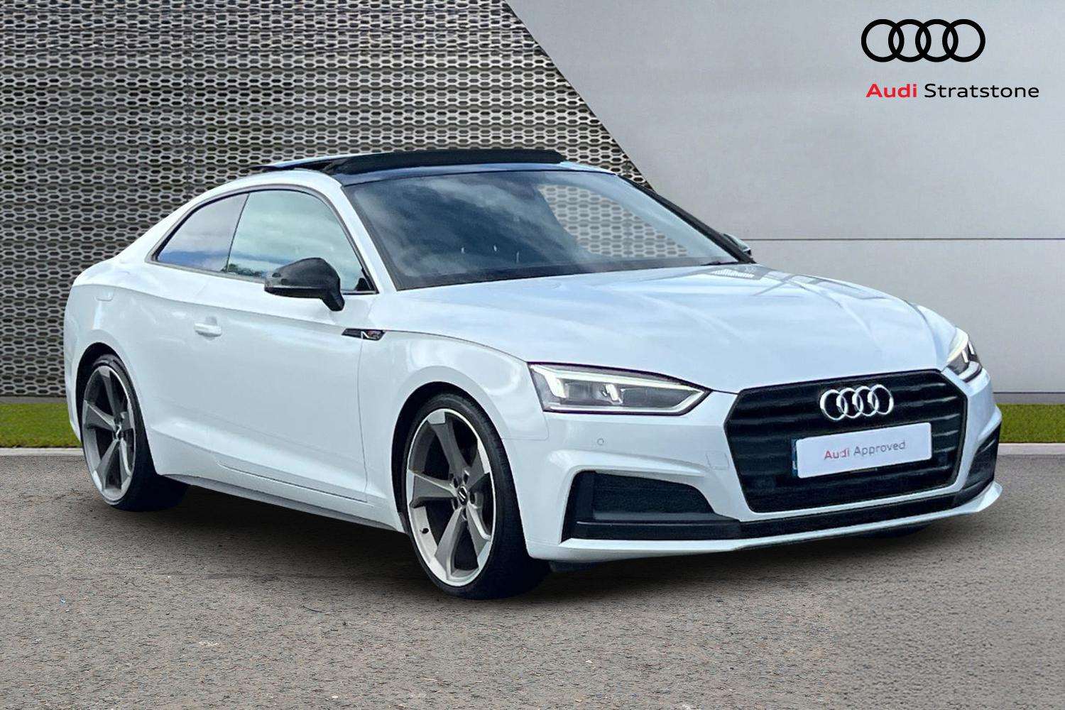 Main listing image - Audi A5