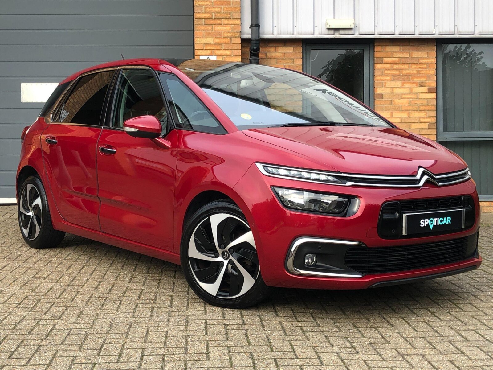 Main listing image - Citroen C4 Picasso