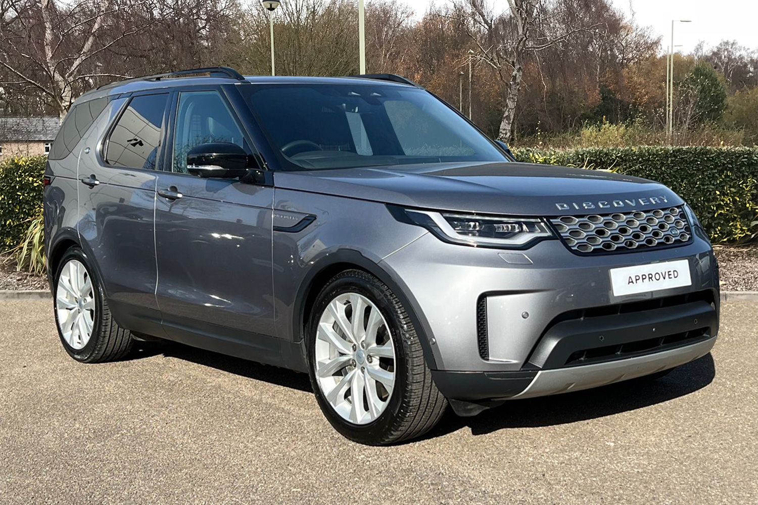 Main listing image - Land Rover Discovery