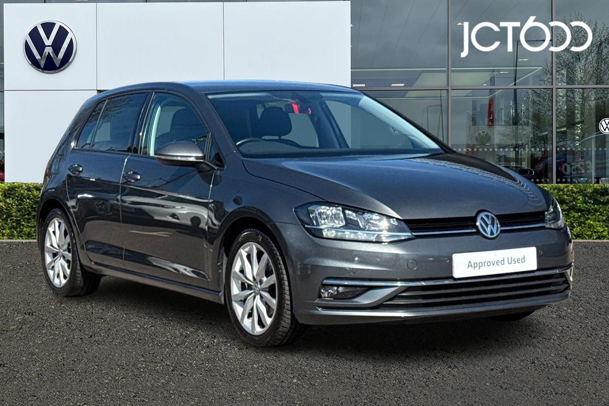 Main listing image - Volkswagen Golf