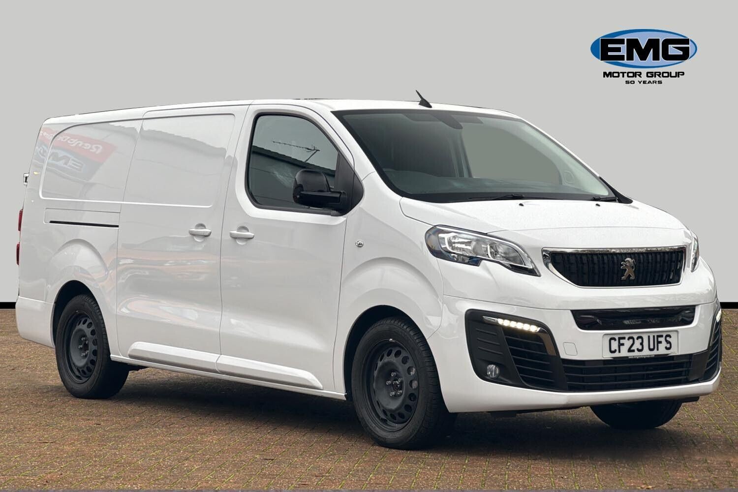 Main listing image - Peugeot e-Expert