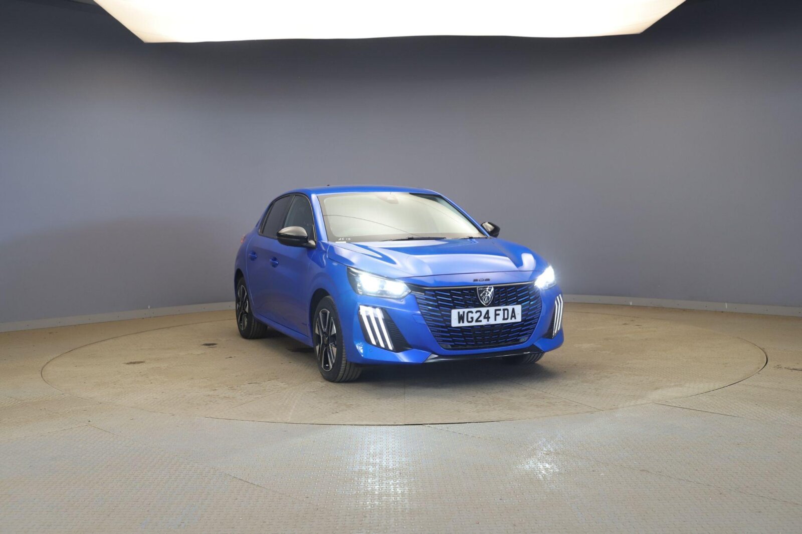 Main listing image - Peugeot 208