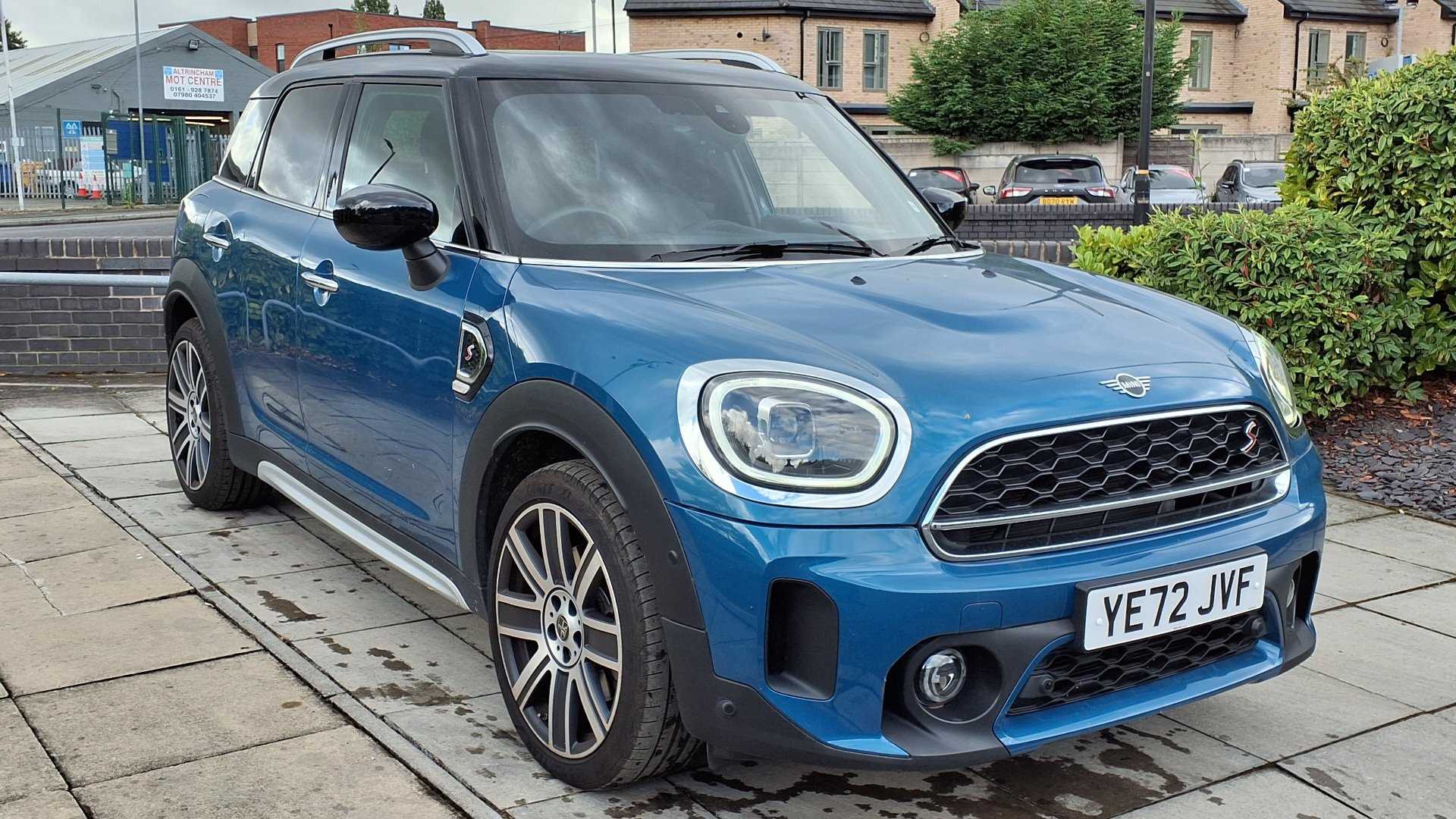 Main listing image - MINI Countryman