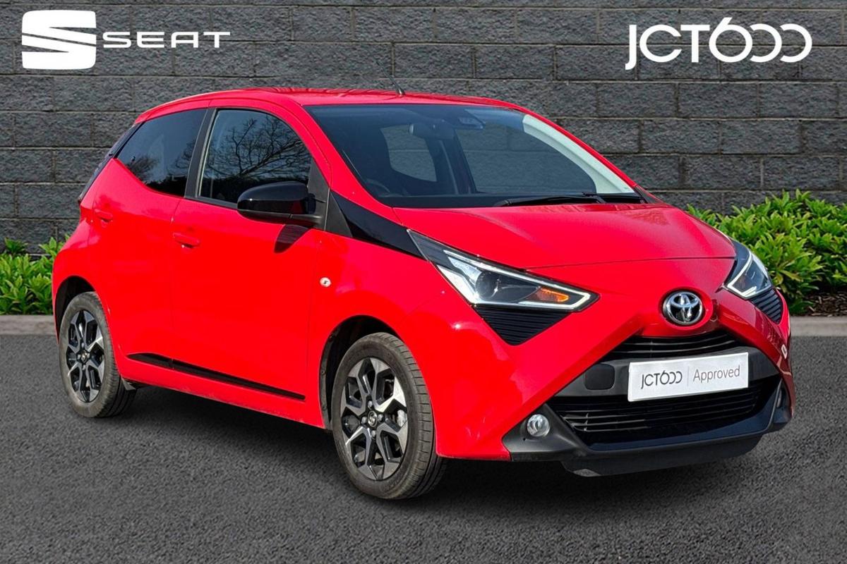 Main listing image - Toyota Aygo