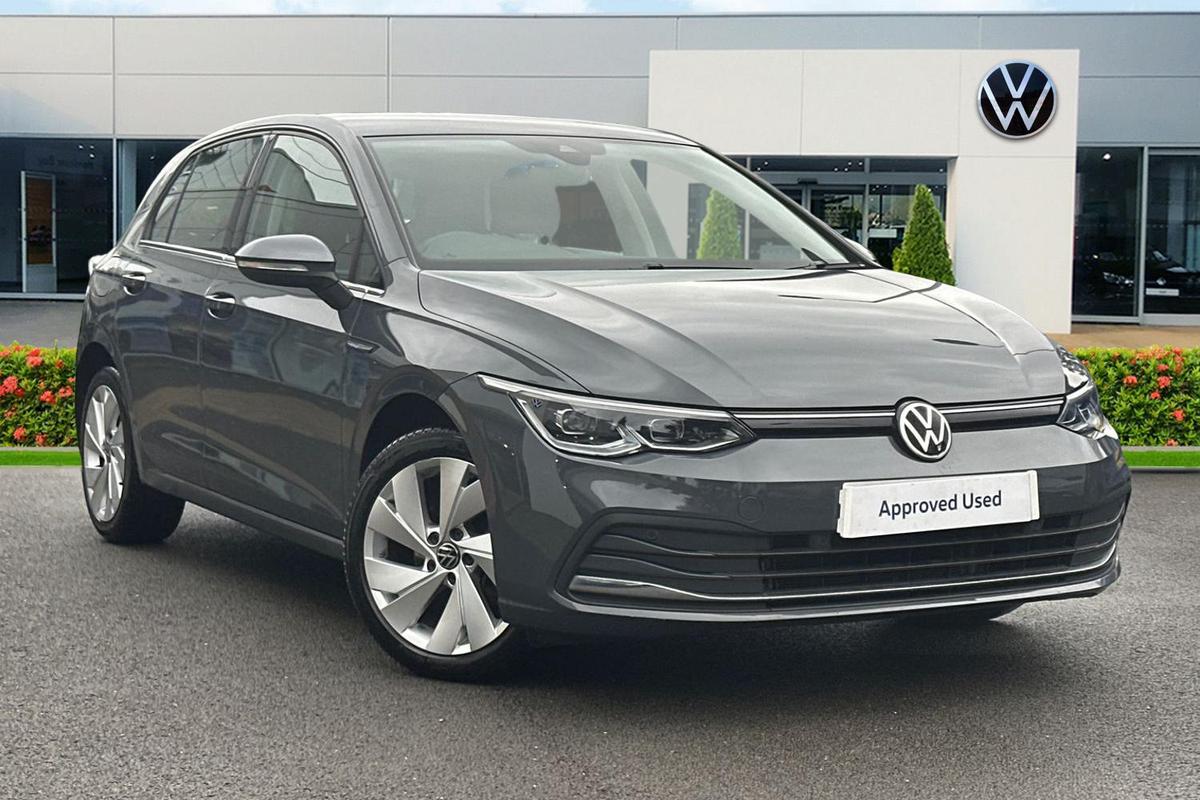 Main listing image - Volkswagen Golf