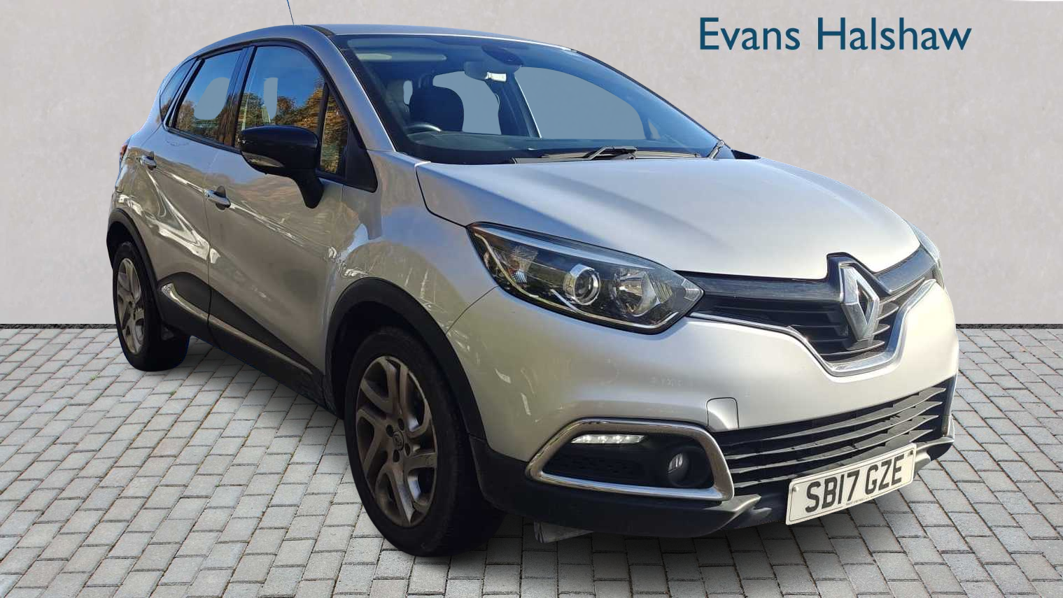 Main listing image - Renault Captur