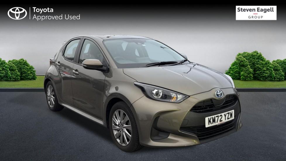 Main listing image - Toyota Yaris