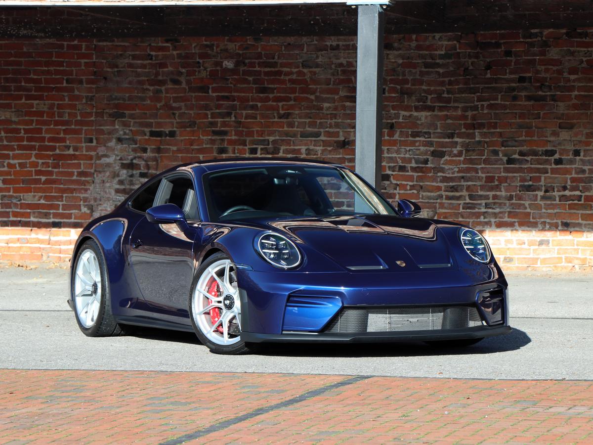Main listing image - Porsche 911
