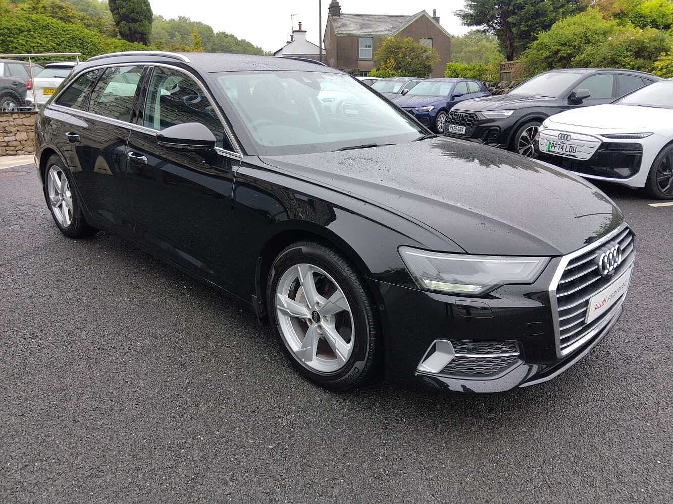 Main listing image - Audi A6