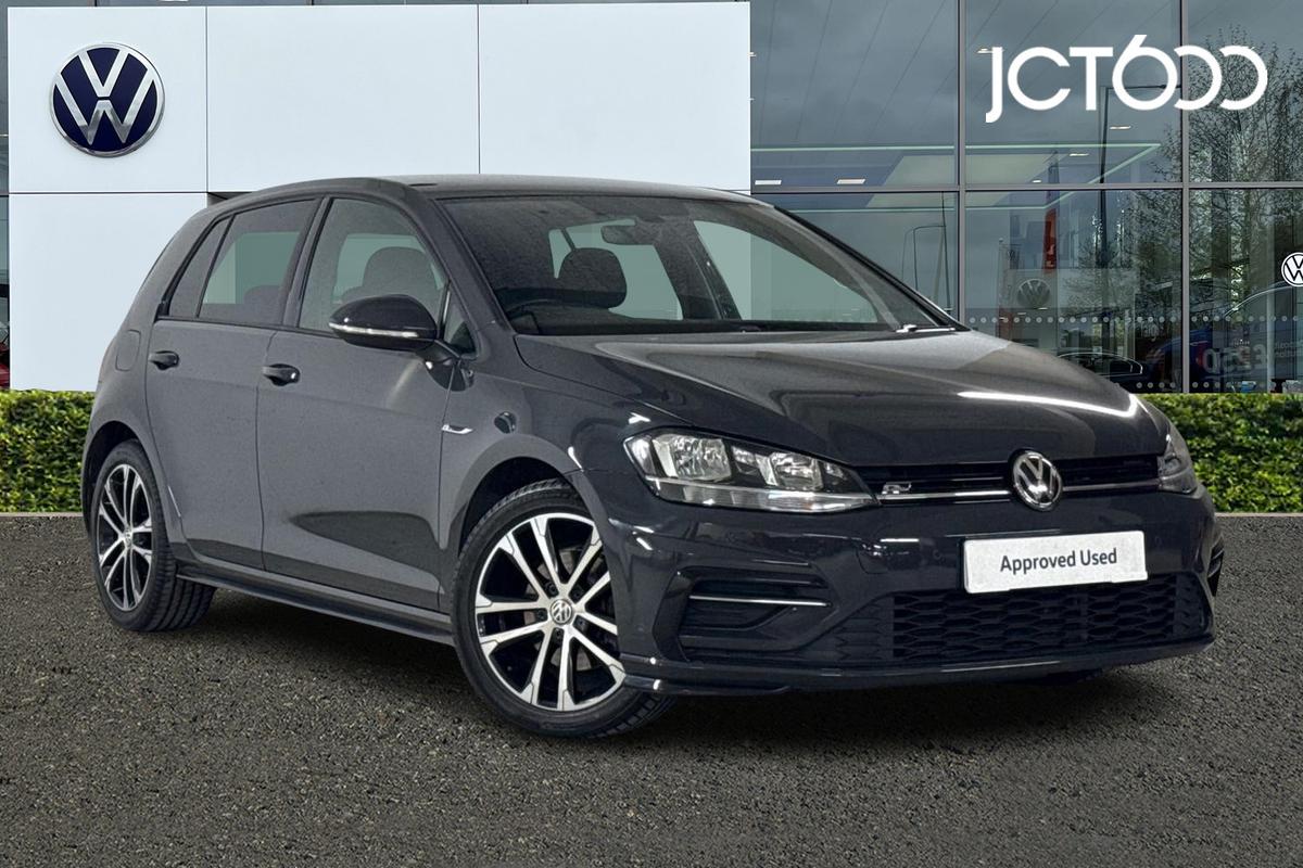 Main listing image - Volkswagen Golf