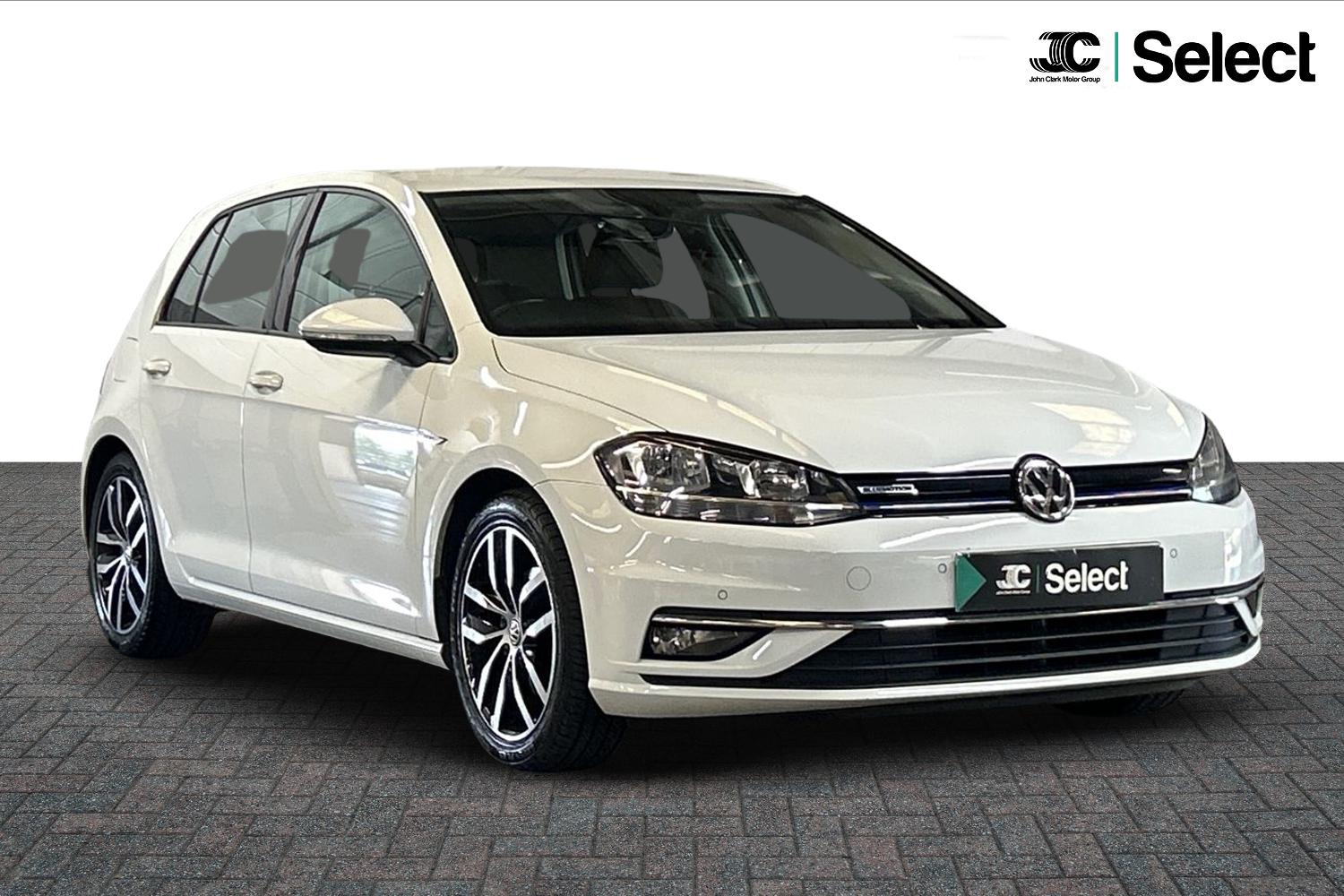Main listing image - Volkswagen Golf