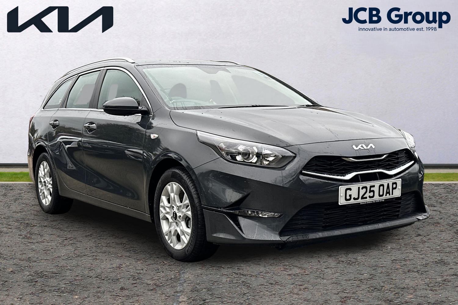 Main listing image - Kia Ceed SW