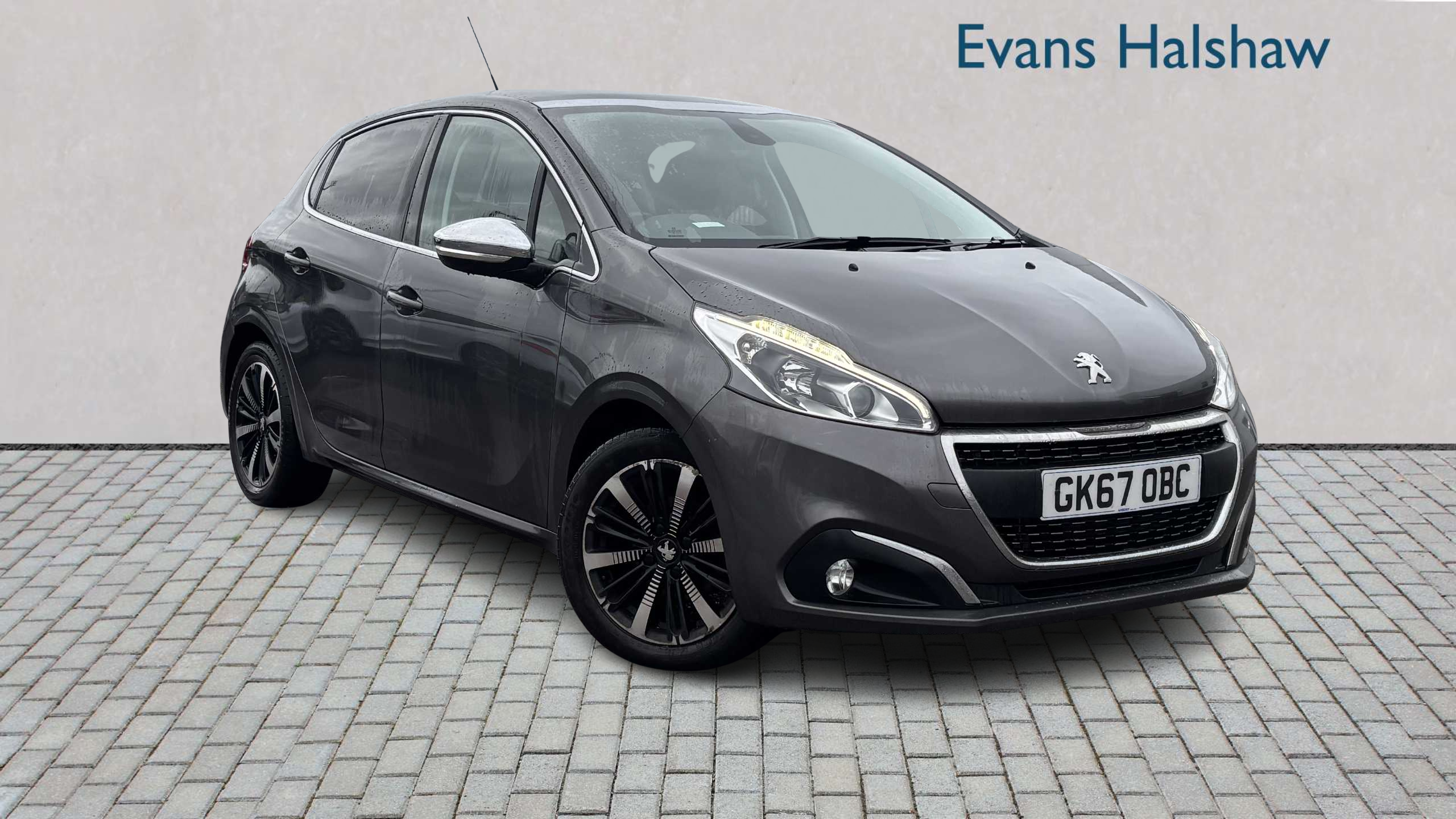 Main listing image - Peugeot 208