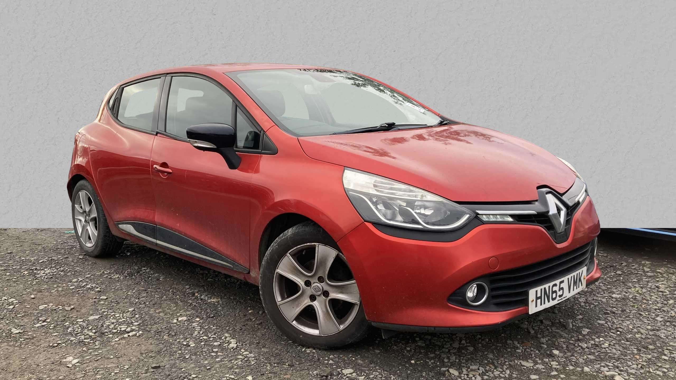 Main listing image - Renault Clio
