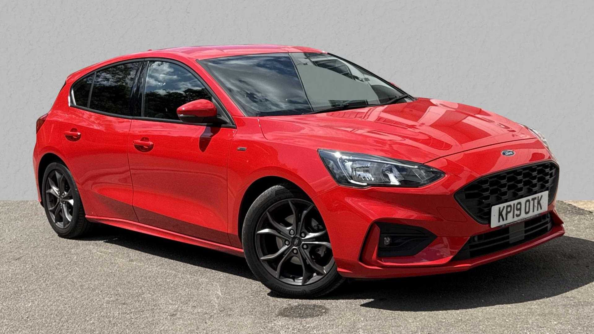 Main listing image - Ford Focus