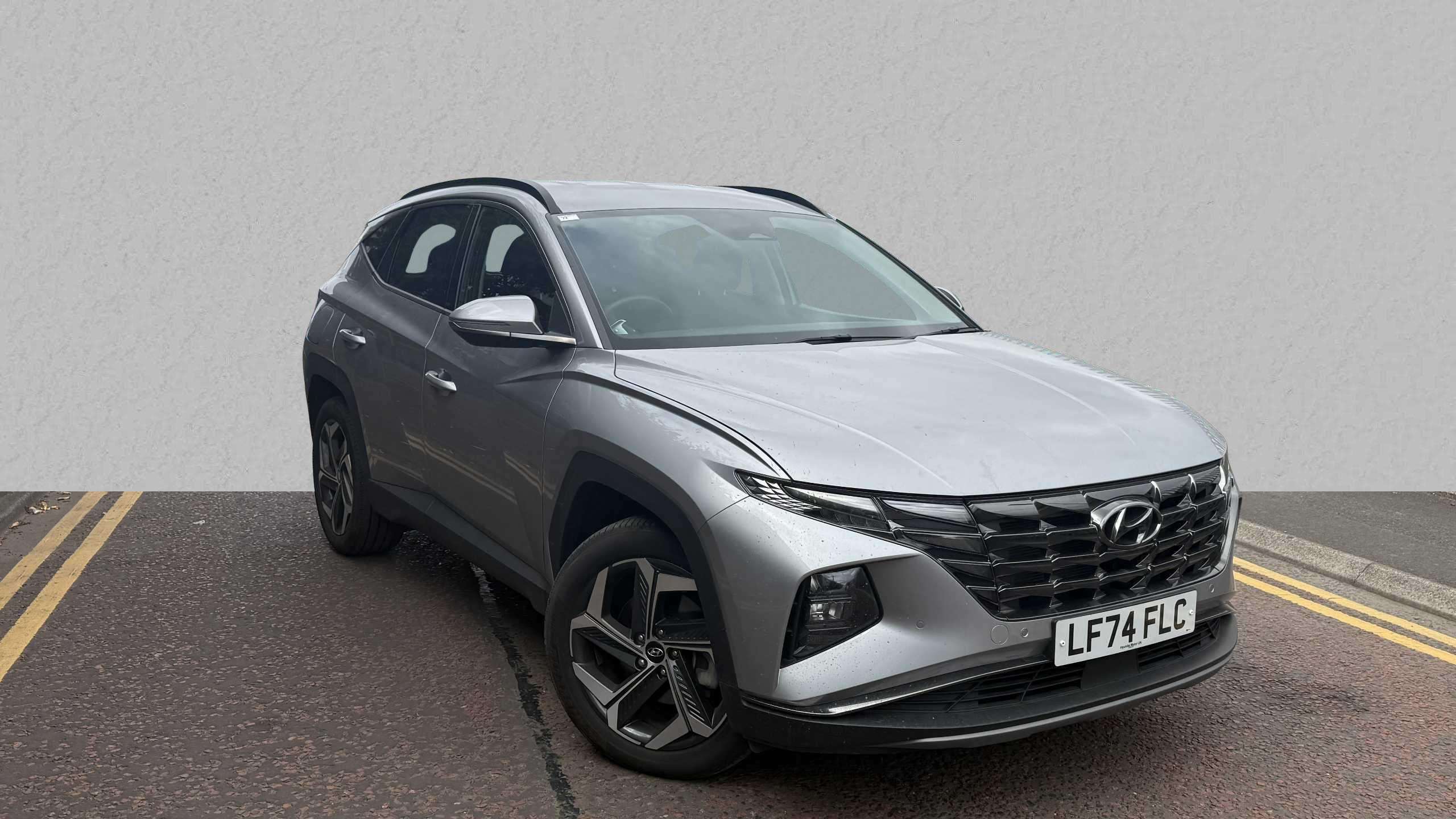 Main listing image - Hyundai Tucson