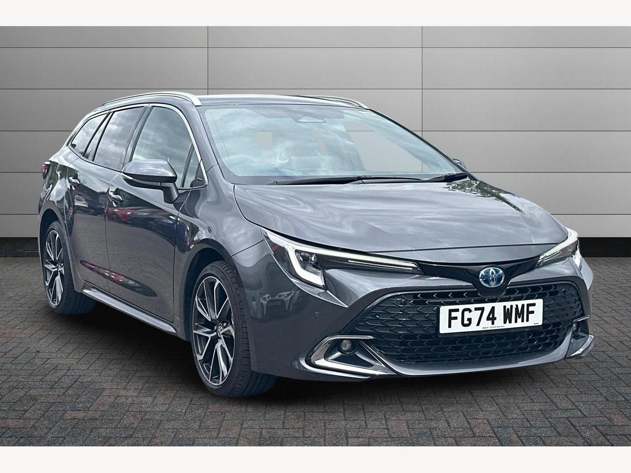 Main listing image - Toyota Corolla Touring Sport