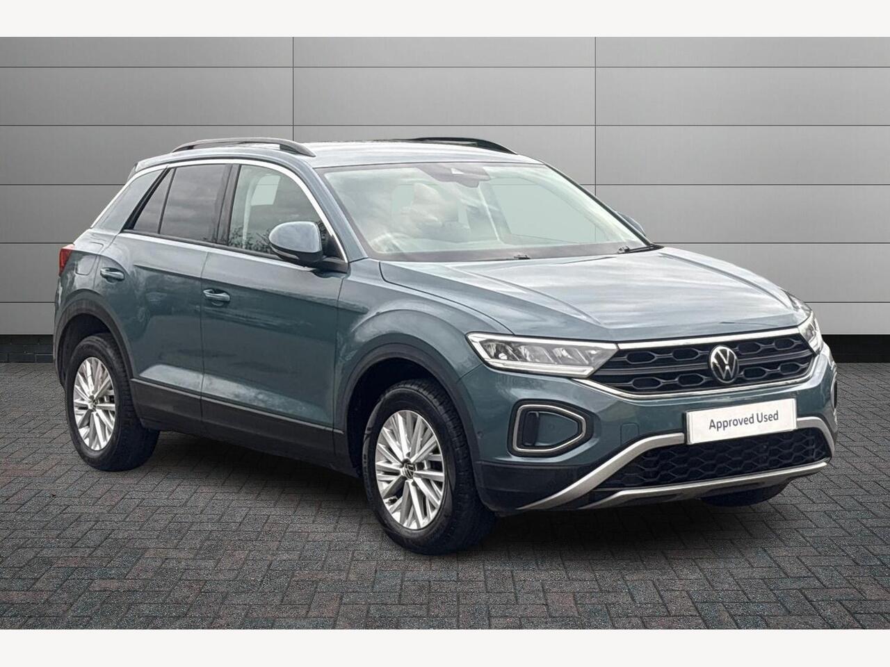 Main listing image - Volkswagen T-Roc