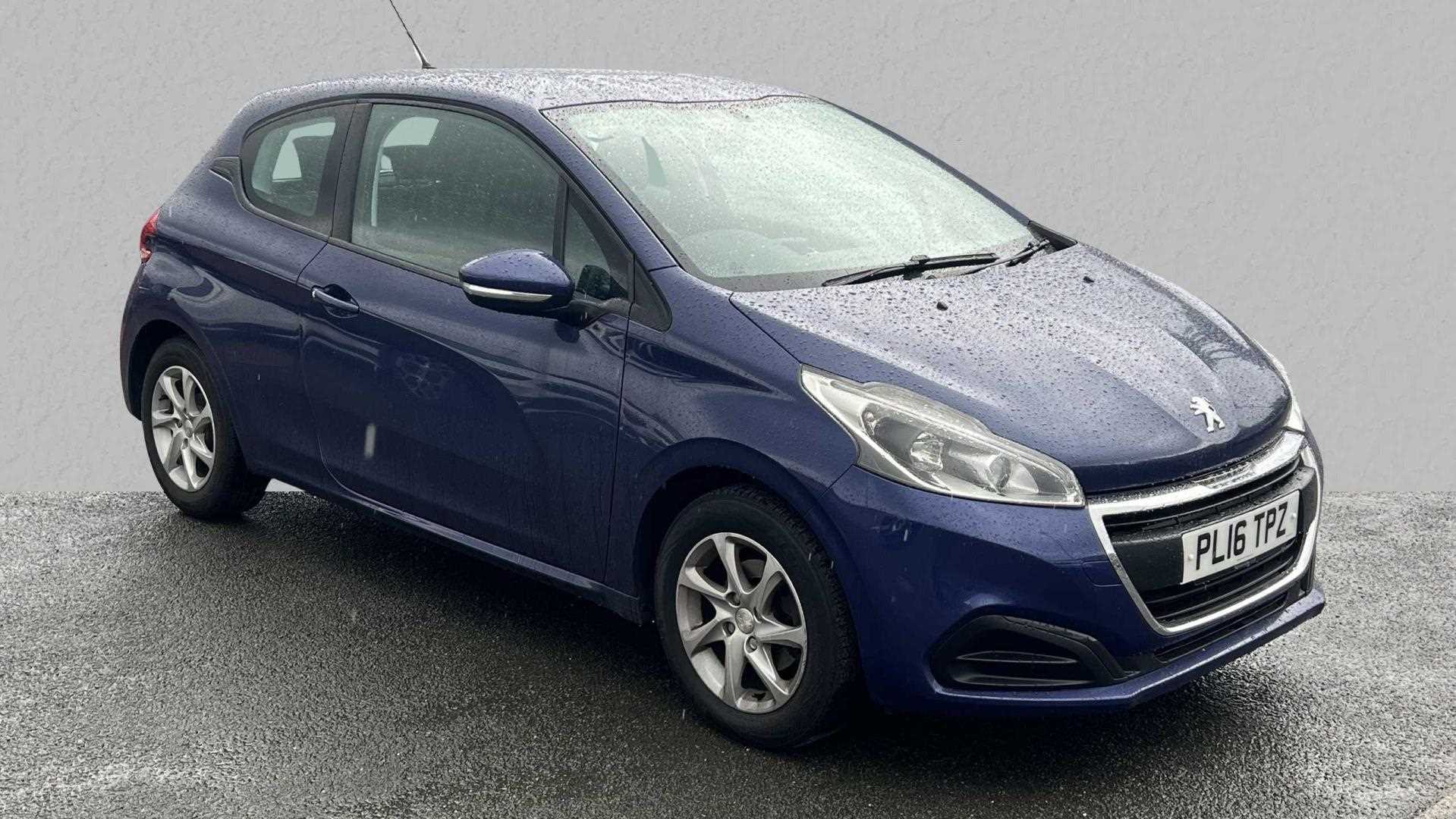 Main listing image - Peugeot 208