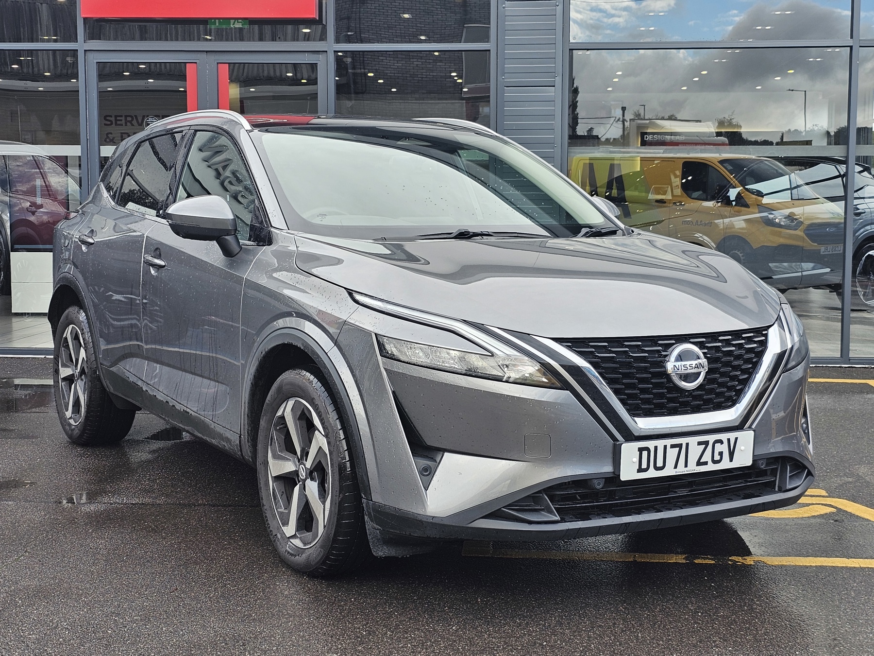 Main listing image - Nissan Qashqai