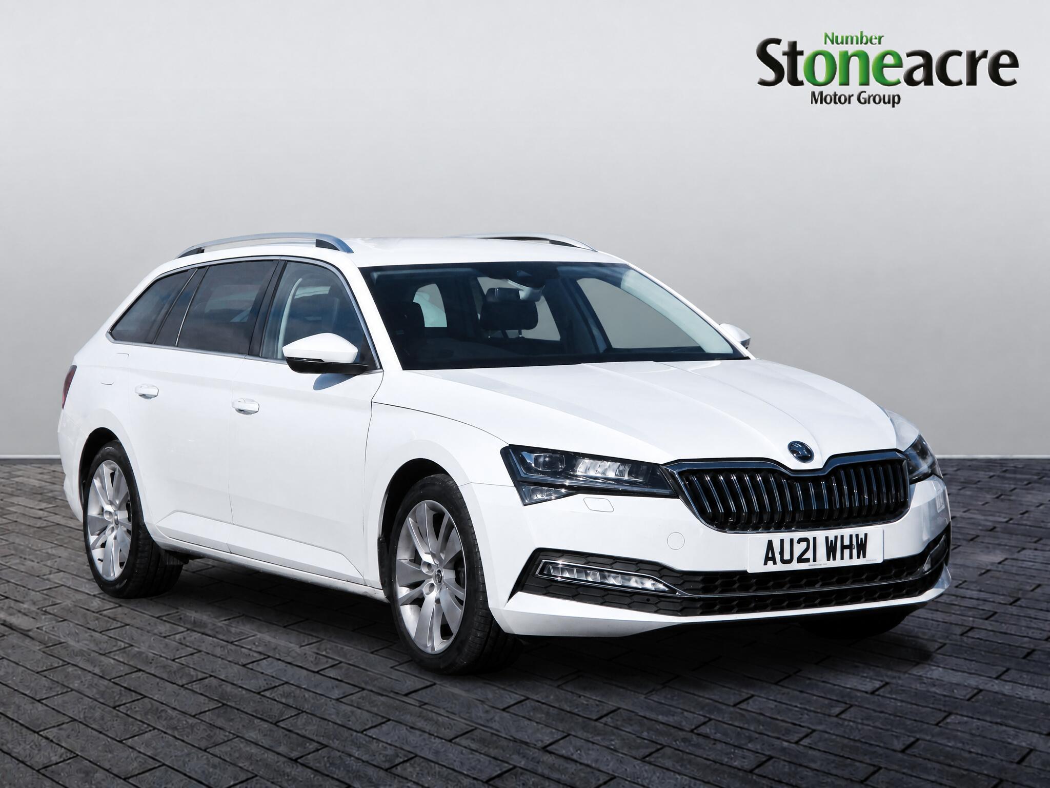 Main listing image - Skoda Superb