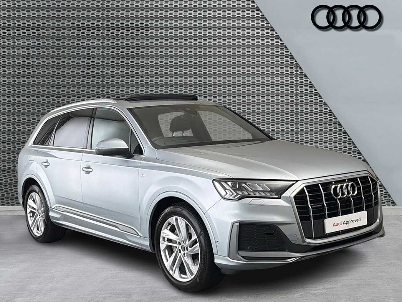 Main listing image - Audi Q7