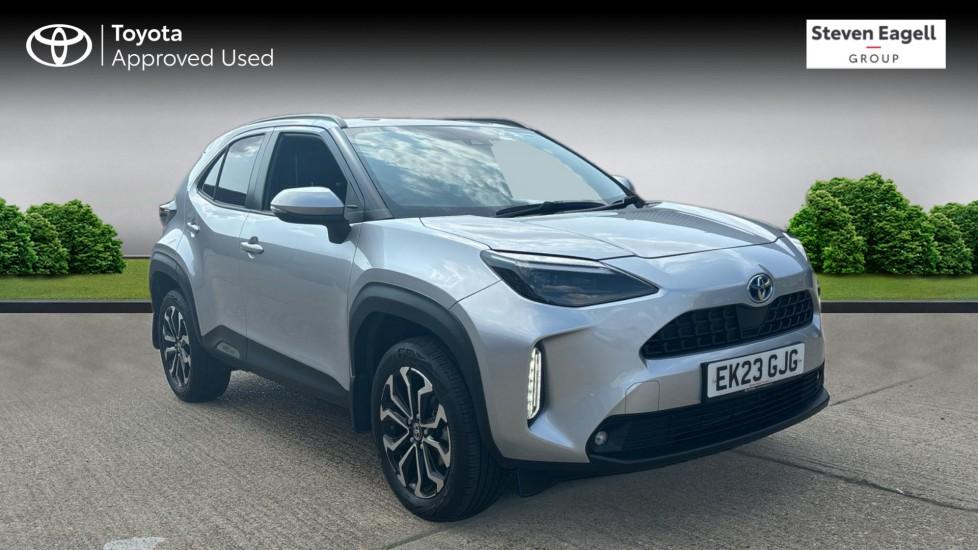 Main listing image - Toyota Yaris Cross