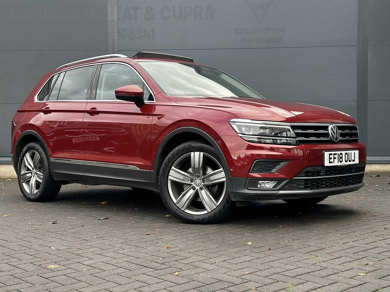 Main listing image - Volkswagen Tiguan