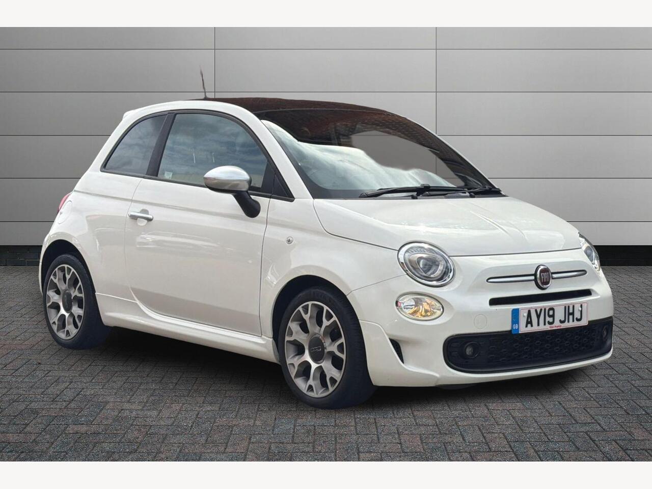 Main listing image - Fiat 500