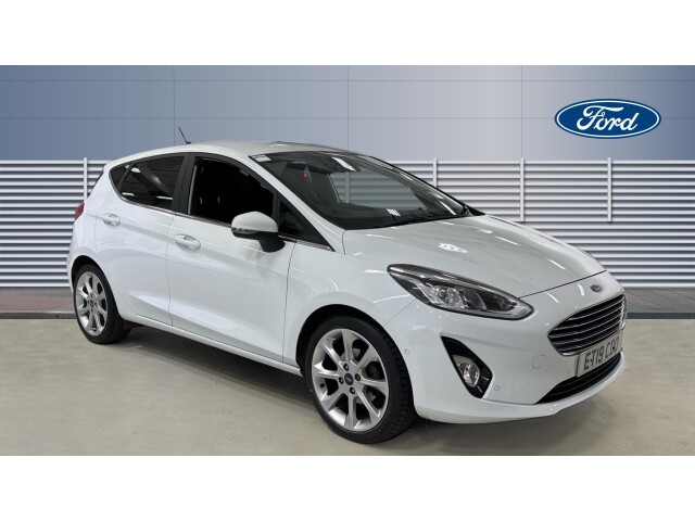 Main listing image - Ford Fiesta