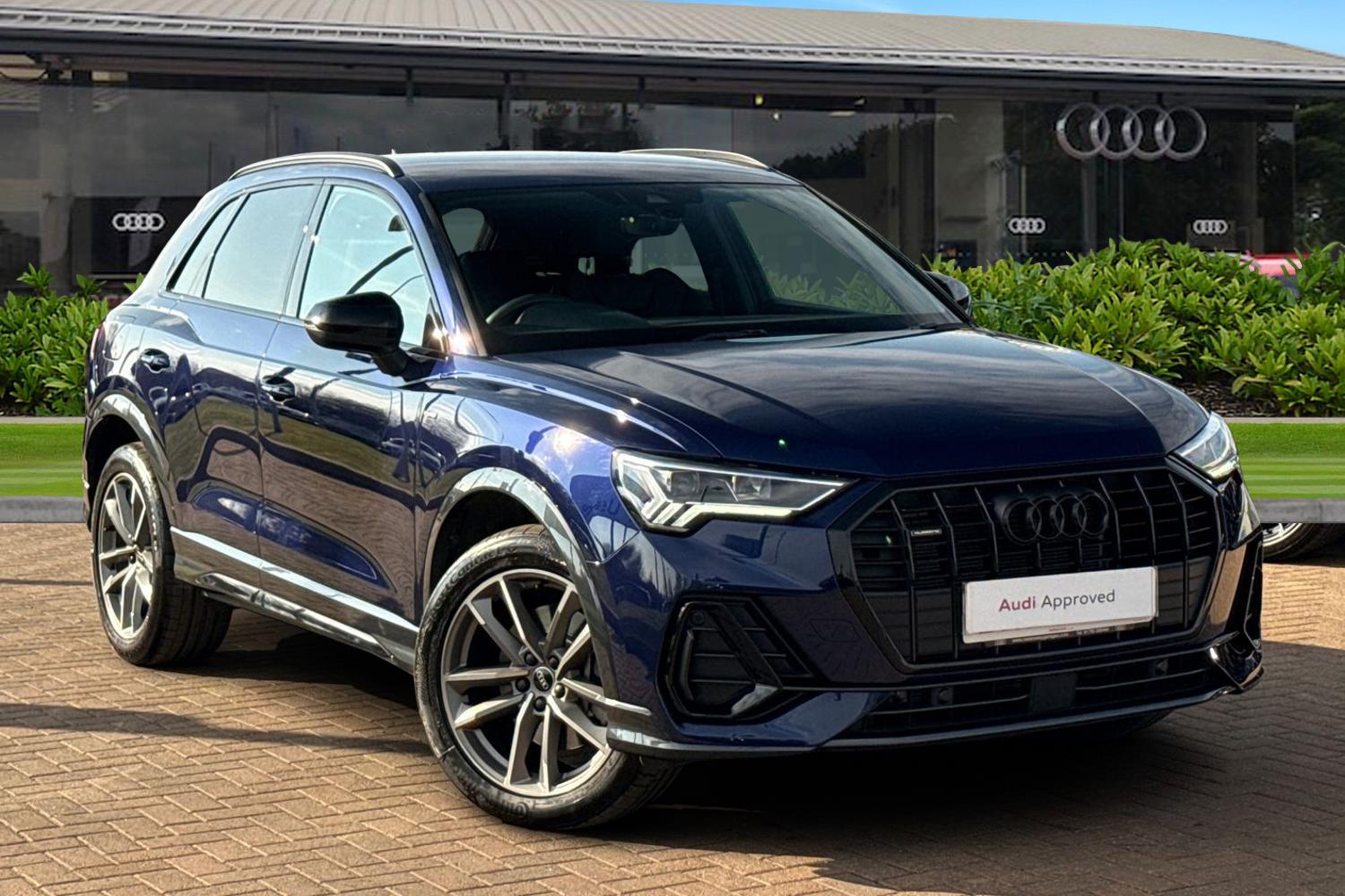 Main listing image - Audi Q3