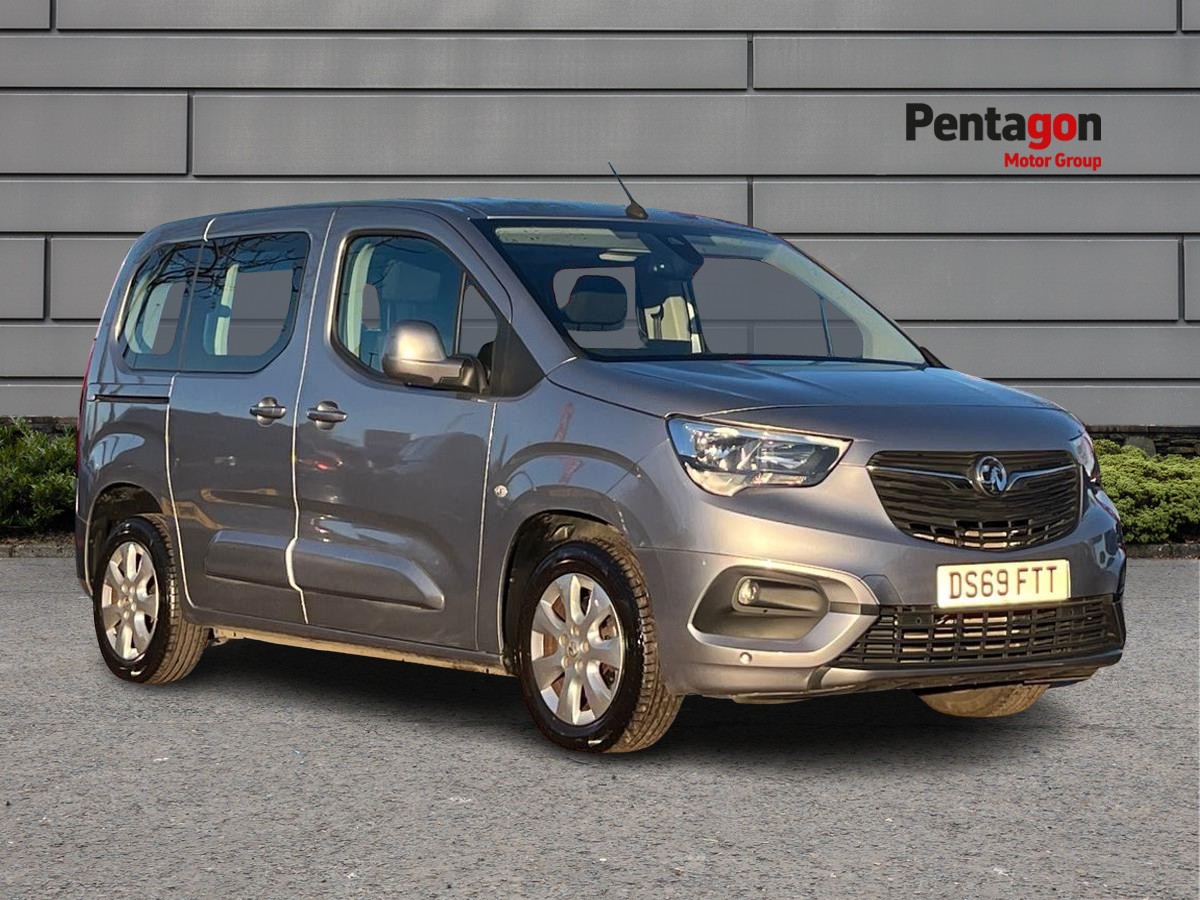 Main listing image - Vauxhall Combo Life