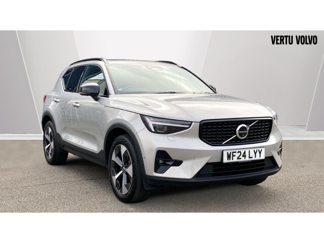 Main listing image - Volvo XC40