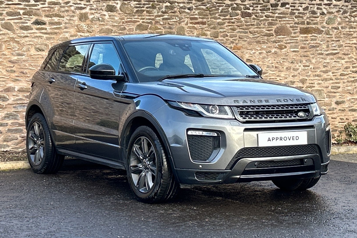 Main listing image - Land Rover Range Rover Evoque