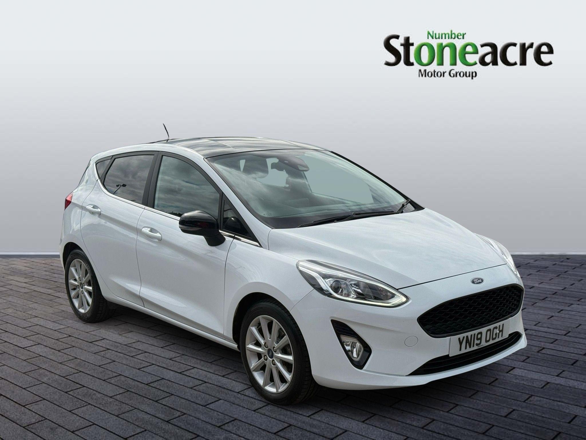Main listing image - Ford Fiesta