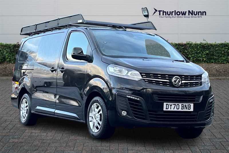 Main listing image - Vauxhall Vivaro