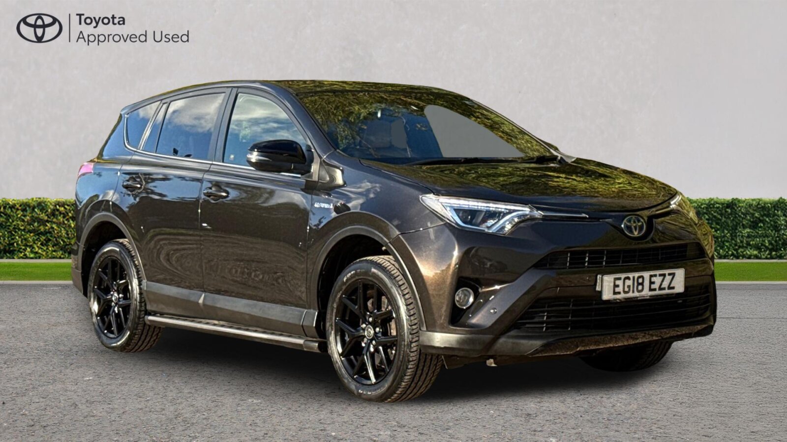 Main listing image - Toyota RAV4