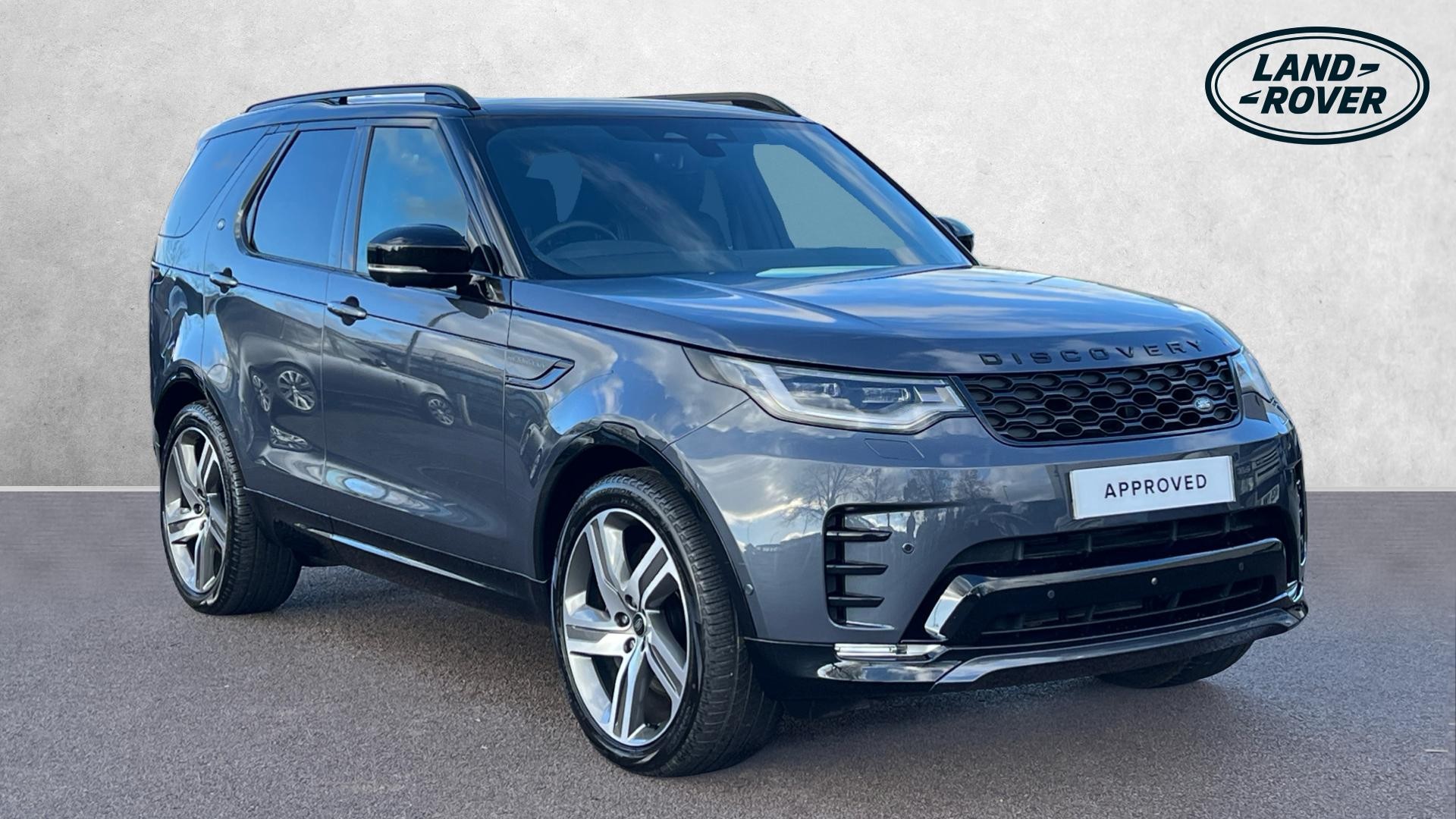 Main listing image - Land Rover Discovery