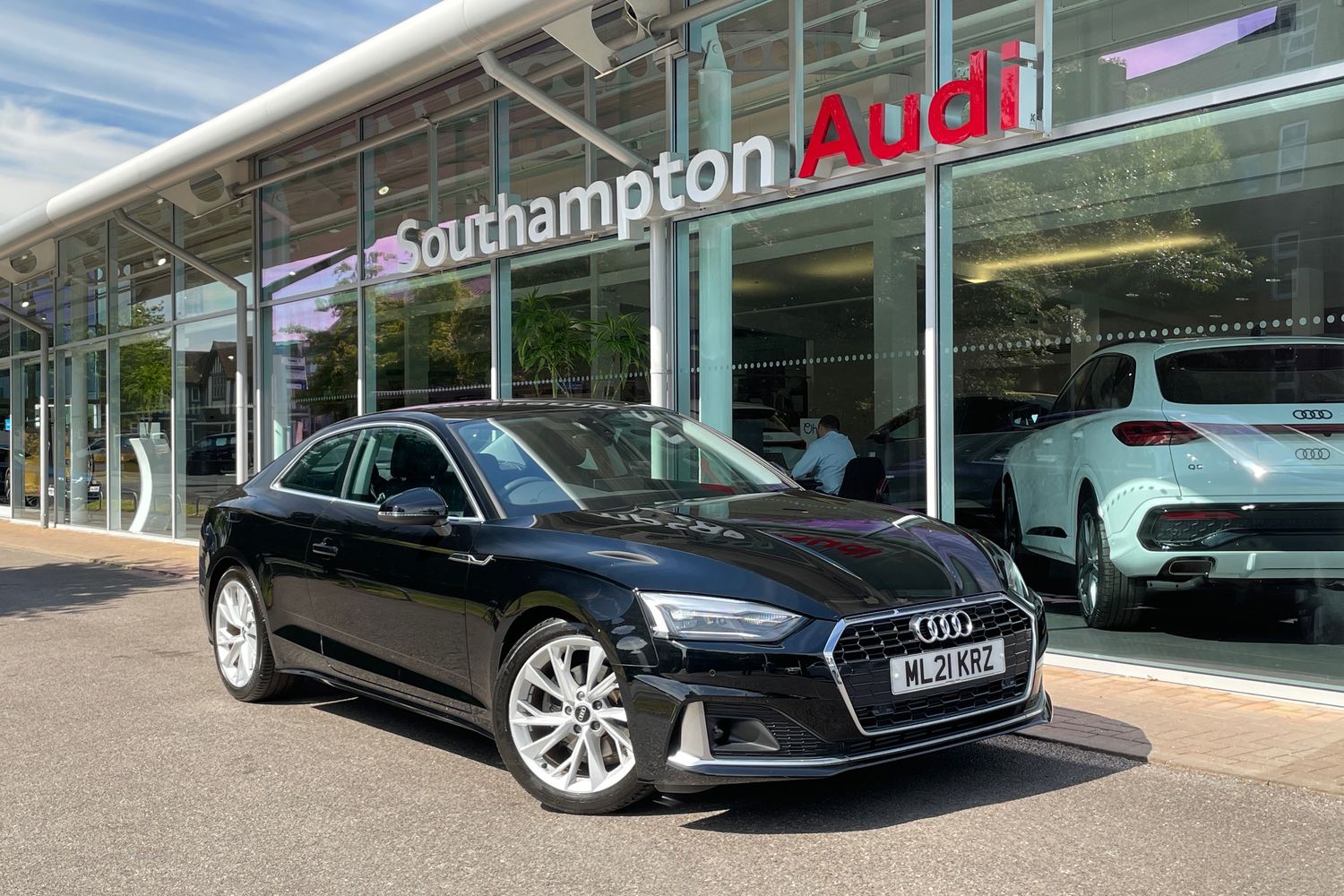 Main listing image - Audi A5