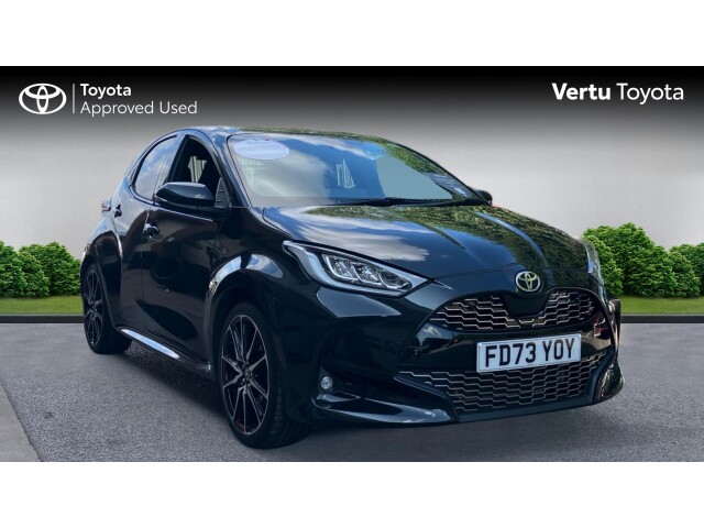 Main listing image - Toyota Yaris