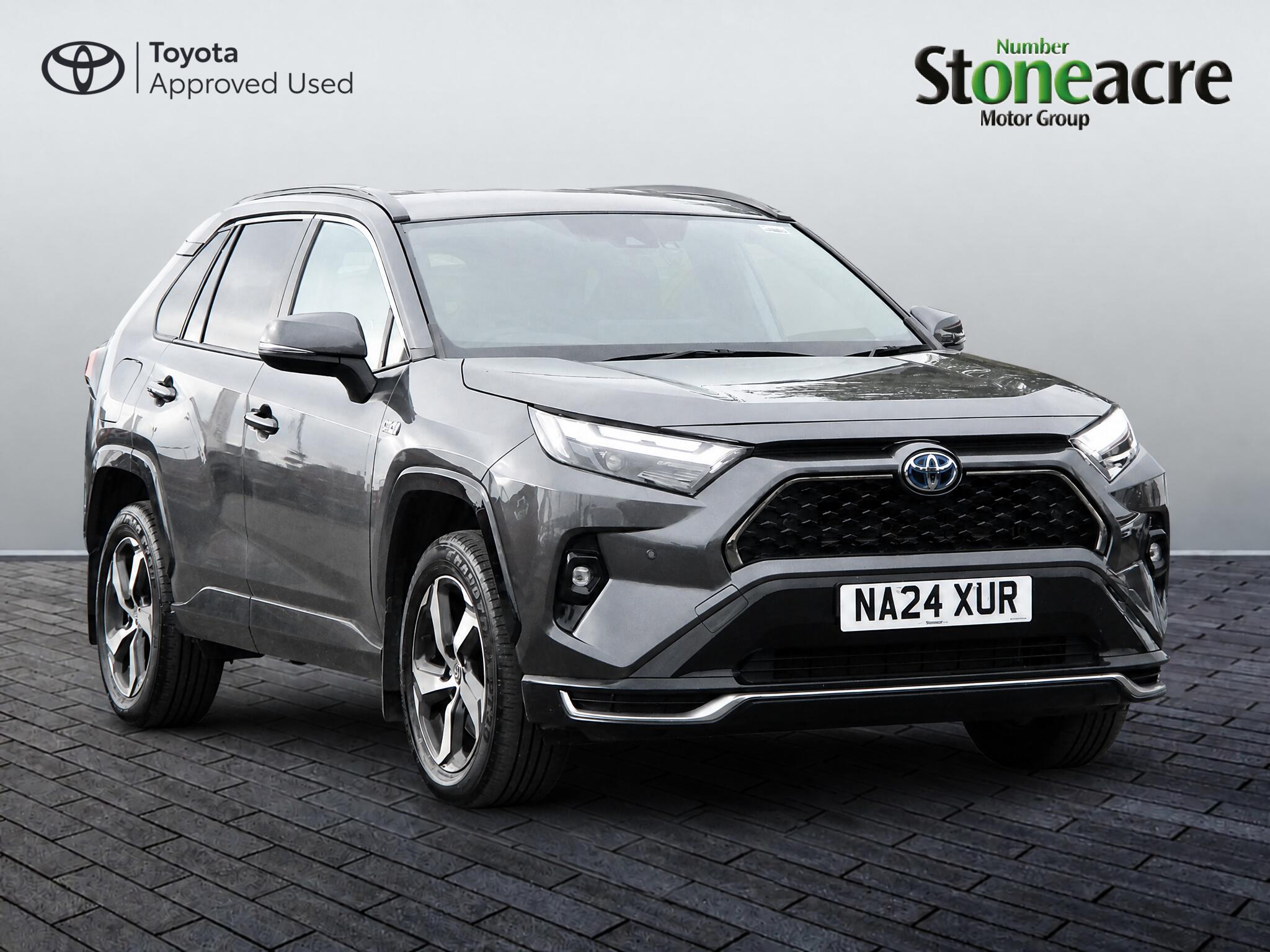 Main listing image - Toyota RAV4